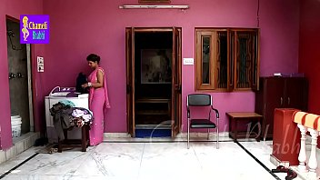 Indian Bhabhi Having Wild Sex With Bra Seller