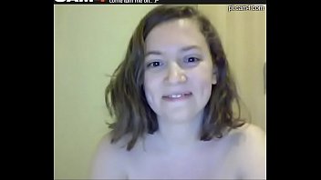 Novinha de 18 se exibindo na webcam - http://pererecandonaweb.com/