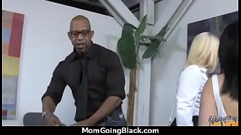 Cool Sexy Mom Getting Black Cock 9